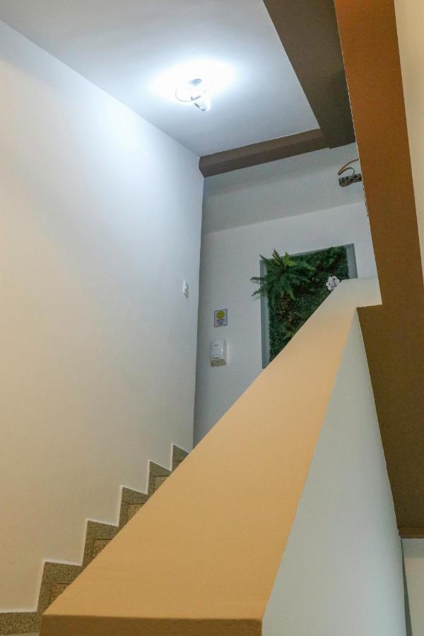 Metro Hotel อากวัสจิลิงดอยา ภายนอก รูปภาพ